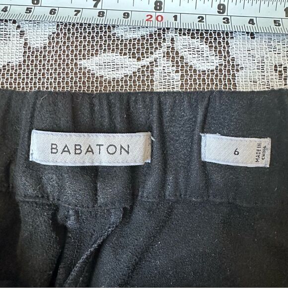 Aritzia Babaton Cohen Faux Suede Pull Up Cropped Trouser Pants in Black Size 6 - Picture 8 of 14